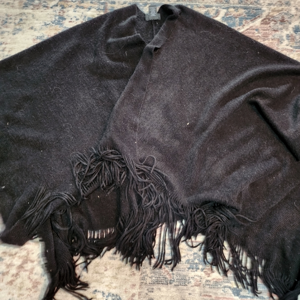 Black shawl.